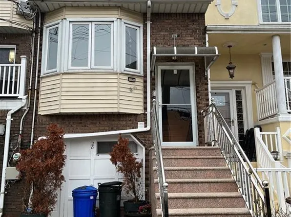 28 Oakville St, Staten Island, NY 10314