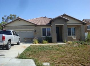 720 Victorian Hill Dr, Perris, CA 92570