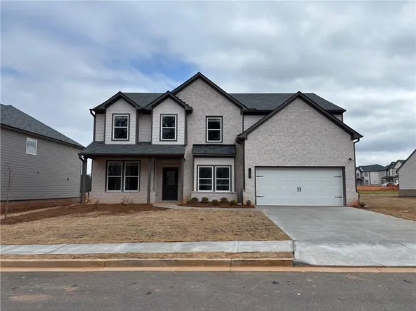 765 Rodeo Dr, Auburn, GA 30011