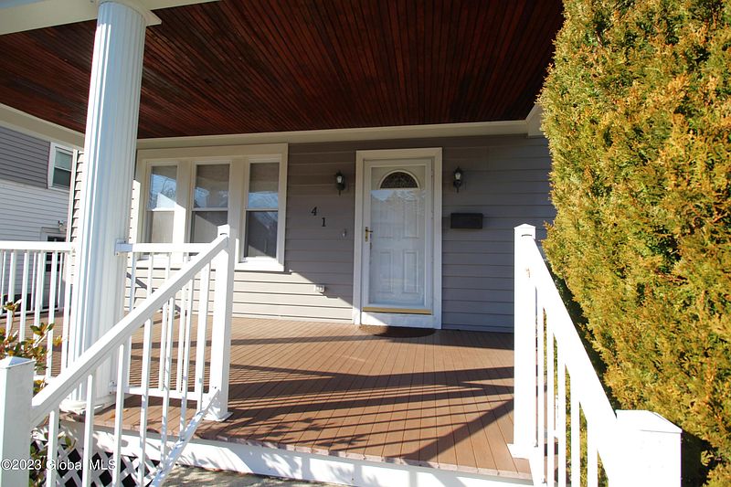 3rd image of 41 Oakwood Street