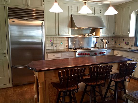 4th image of 1062 W Forest Hills Blvd