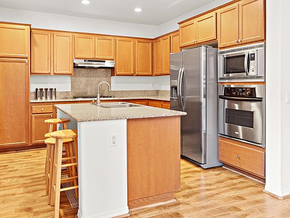 5th image of 515 Nile River Dr