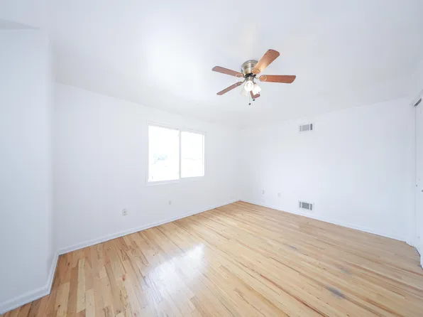 139 Kiswick Street image 14 of 31