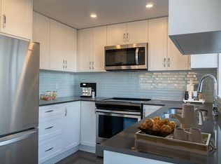 1371 Harwood Street, Vancouver, BC V6E 1S6