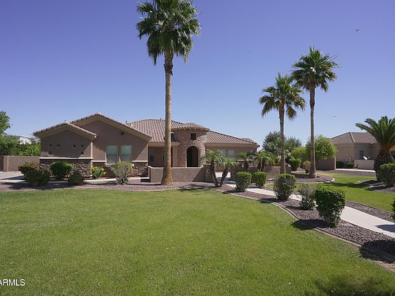 3rd image of 16386 W PAPAGO Street