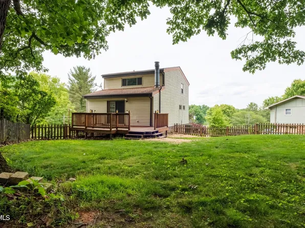 3711 Kimrod Dr, Johnson City, TN 37601