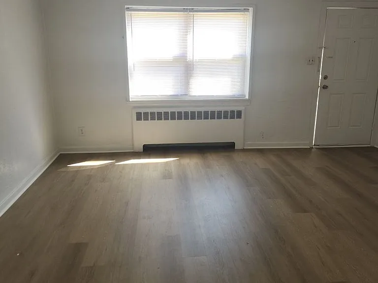 Penn Gardens Apartments — Photo 20