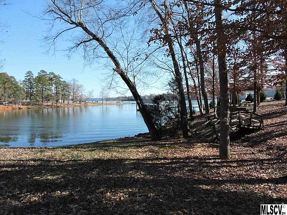 4th image of 5272 Antler Creek Dr