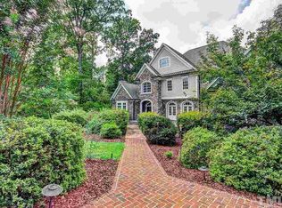 101 Flagstone Ct, Chapel Hill, NC 27517