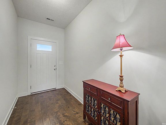 4th image of 805 Criterion Way
