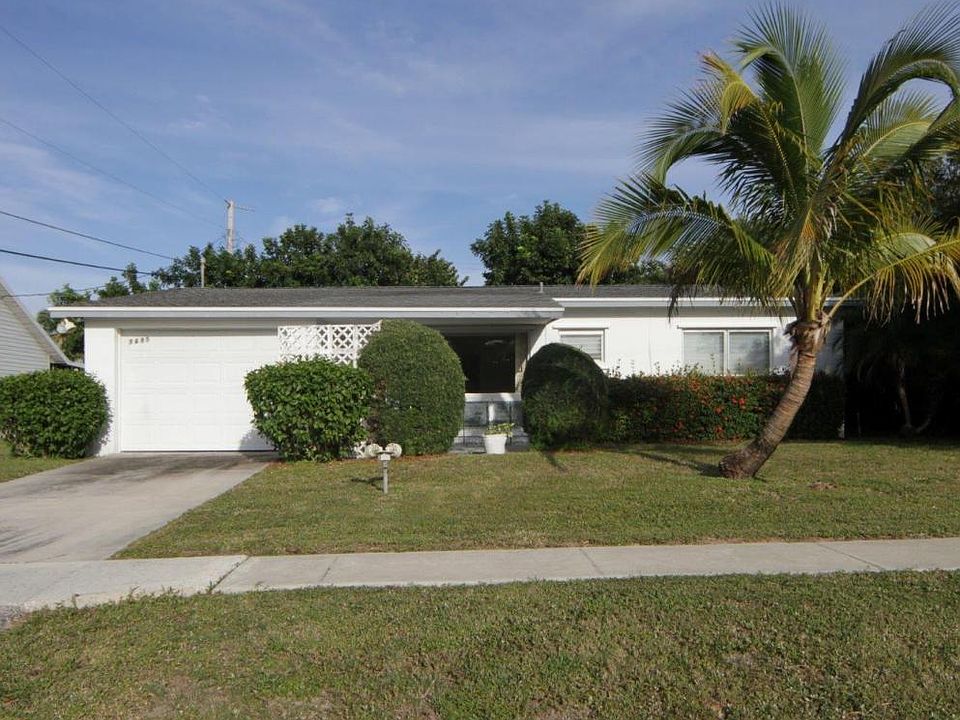 1st image of 8695 SE Janice Dr
