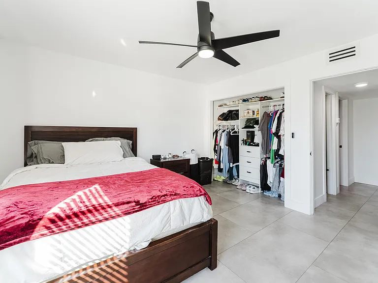 800 E Camino Real #309 — Photo 27