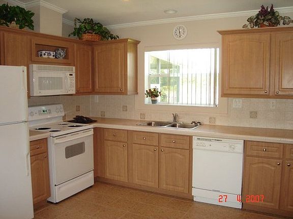 Eat in Kitchen