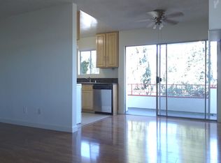 4360 Prospect Ave APT 4, Los Angeles, CA 90027
