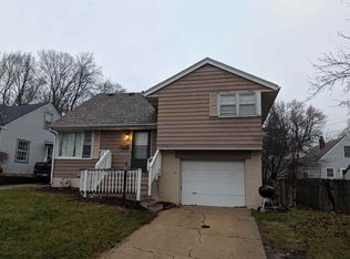 3528 Louisiana Rd, Rockford, IL 61108