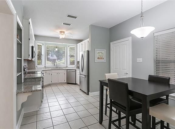 5th image of 5005 Chateau Loire Blvd