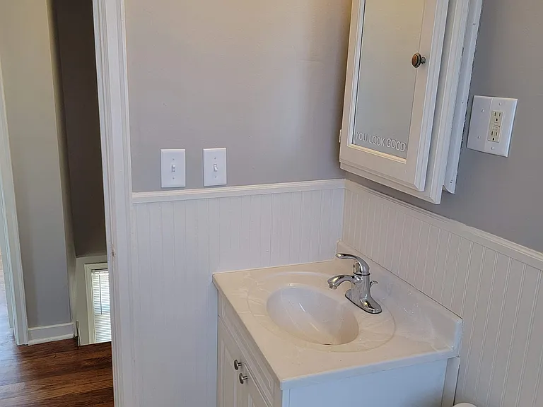 813 N 48th St — Photo 17