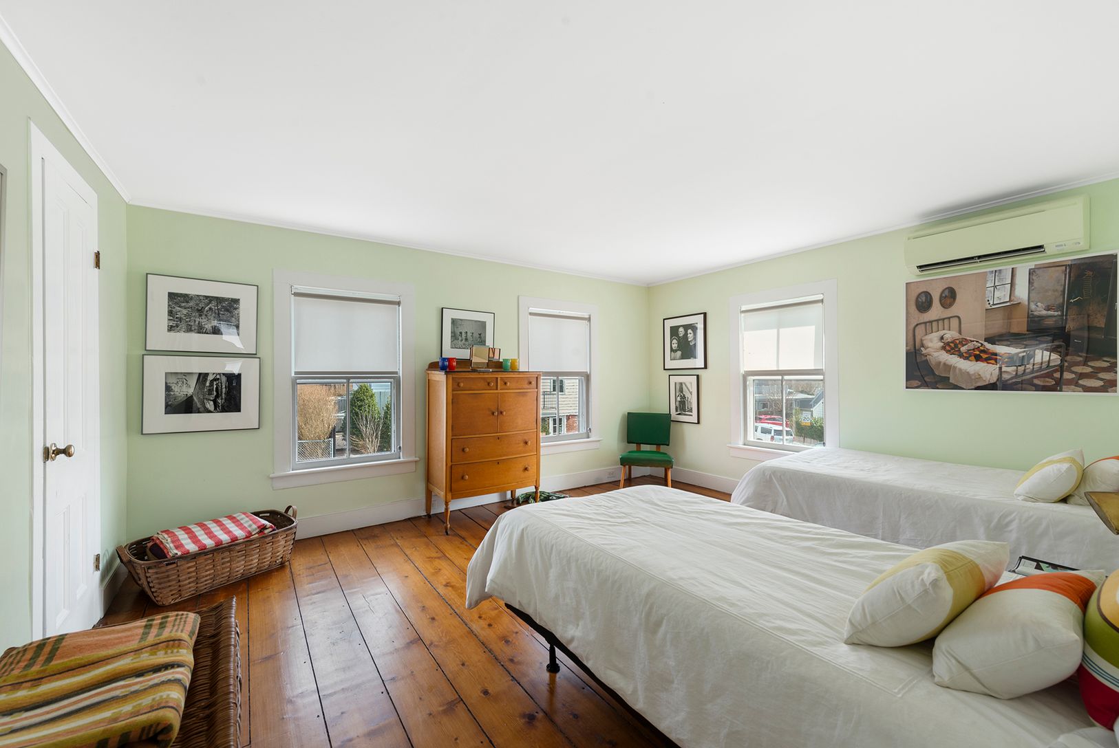  Guest Bedroom 2nd Floor