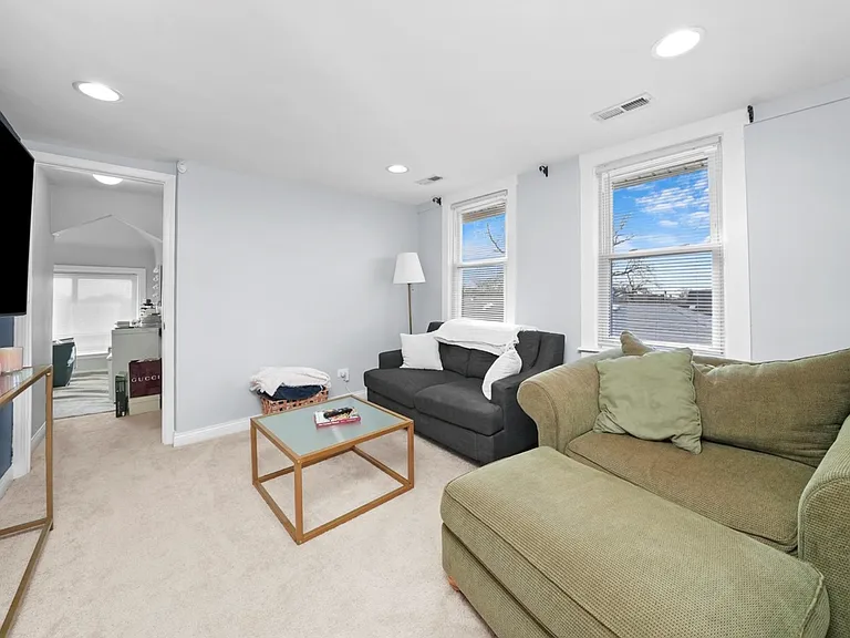 3832 N Pulaski Rd #3 — Photo 6
