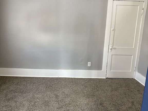 4th image of 299 Esser Ave #1