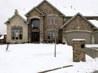 8026 Nature Creek Ct, Frankfort, IL 60423