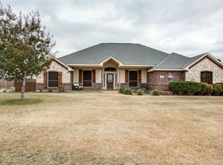 211 Cheyenne Trl N, Rhome, TX 76078
