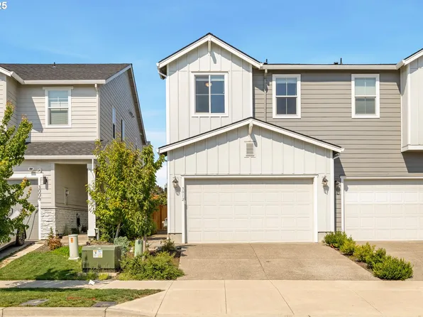 3012 N Pioneer Canyon Dr, Ridgefield, WA 98642