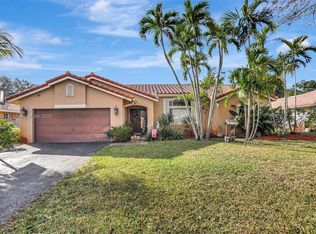 9814 NW 28th Pl, Coral Springs, FL 33065