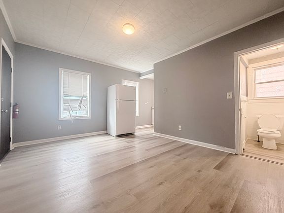 3rd image of 152 Fountain St #1N