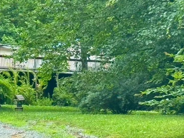 5017 Raven Branch Rd, Del Rio, TN 37727