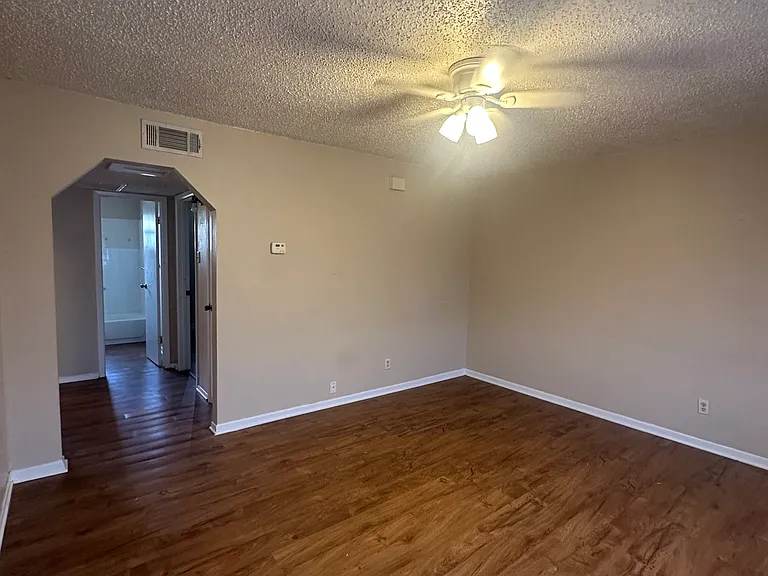 19221 San Marcos Hwy #B2 — Photo 3