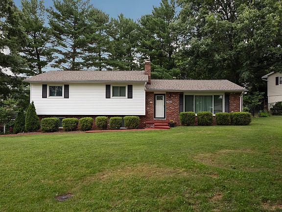 2nd image of 4201 E Saratoga Dr