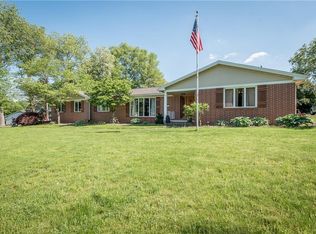 3434 Cockleburr St NW, Canton, OH