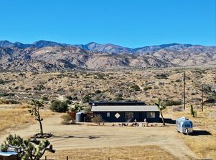 5120 Tom Mix Rd, Pioneertown, CA 92268