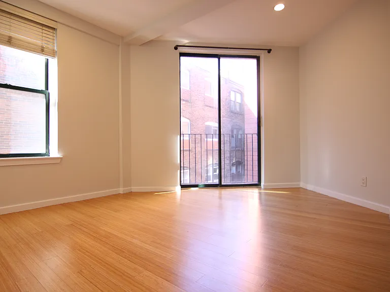Deacon Court - 1661 Washington Street — Photo 90