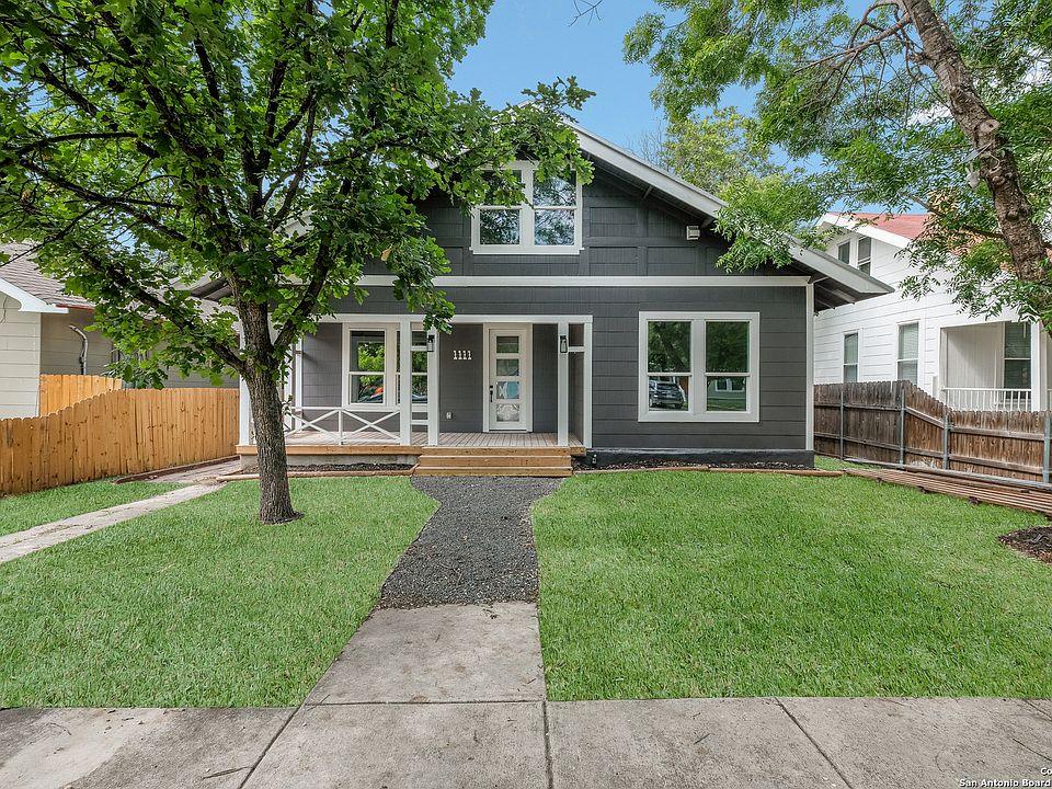 1st image of 1111 W SUMMIT AVE