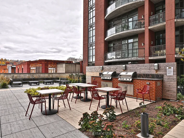 118 King St E #618 — Photo 29