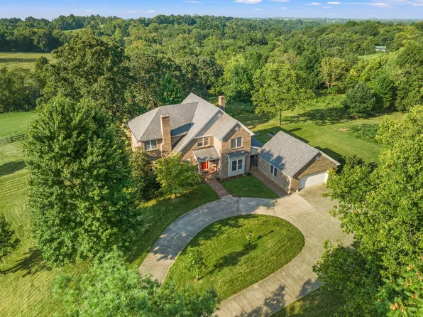 5108 Fords Mill Rd, Versailles, KY 40383