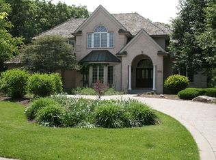 24708 W Park River Ln, Shorewood, IL 60404