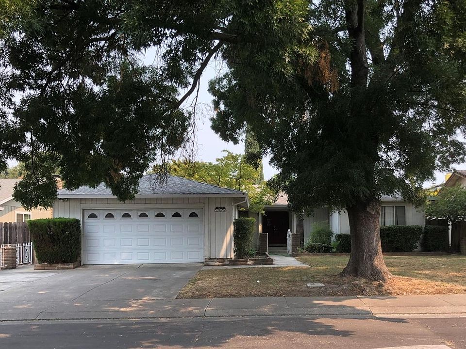 1st image of 1929 Santa Fe Dr