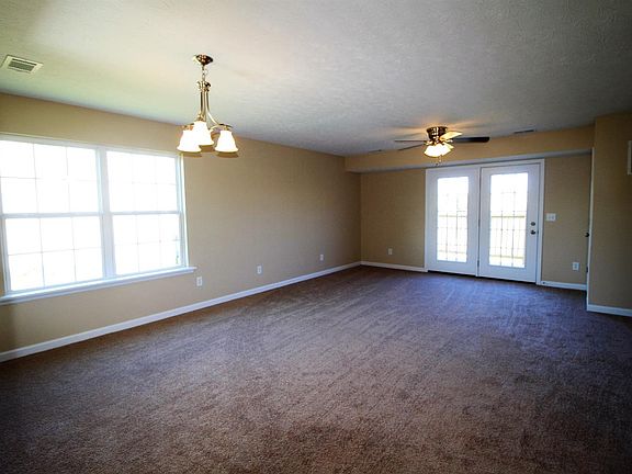 3rd image of 2096 Polk Ln