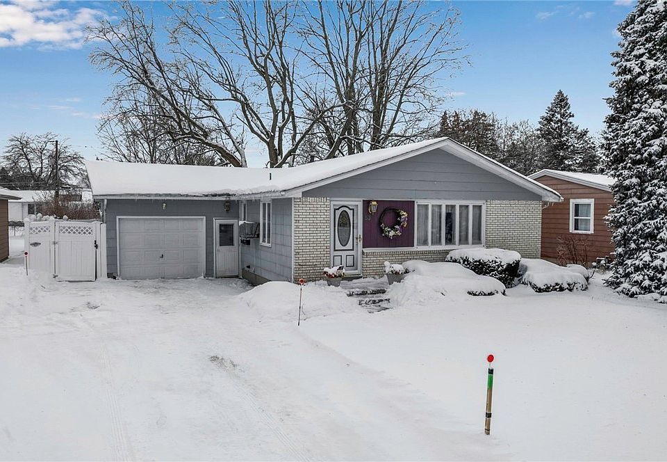 1st image of 53 Ayrault Dr