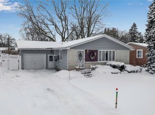 53 Ayrault Dr, Amherst, NY 14228