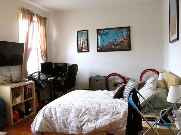 4th image of 326 Lincoln Pl APT 5D