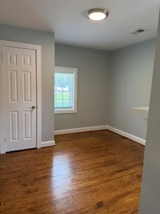 2 bed, $1,350 — Photo 3