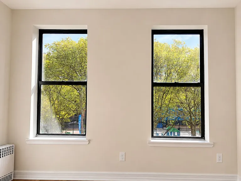 786 Amsterdam Ave #3S — Photo 4