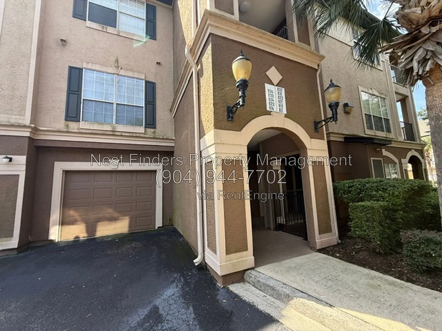 2 bed, 2.0 bath, 1192 sqft, $1,600 — Photo 2