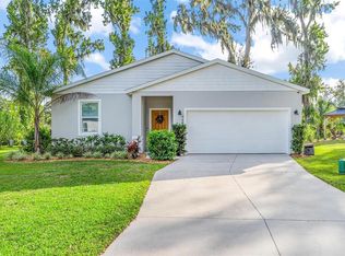 944 Belle Oak Dr, Leesburg, FL 34748