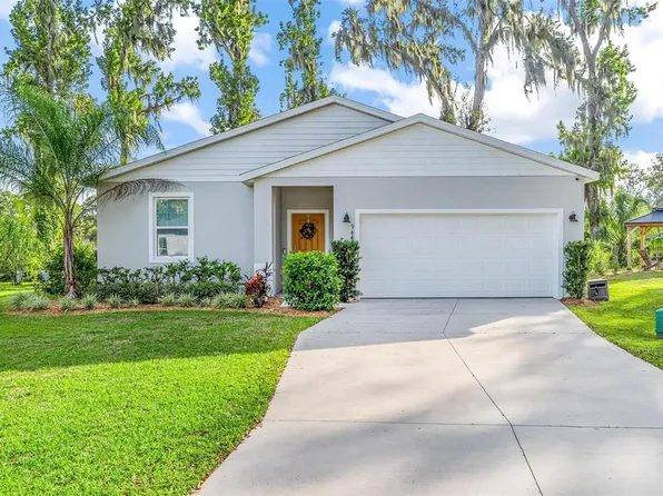 944 Belle Oak Dr, Leesburg, FL 34748