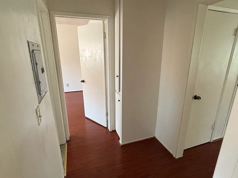 5213 Meridian St — Photo 11